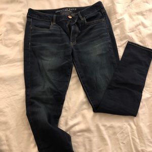 Dark wash jeggings